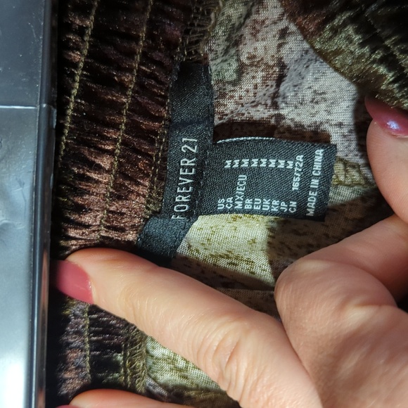 Camouflage velour tracksuit - Picture 6 of 7